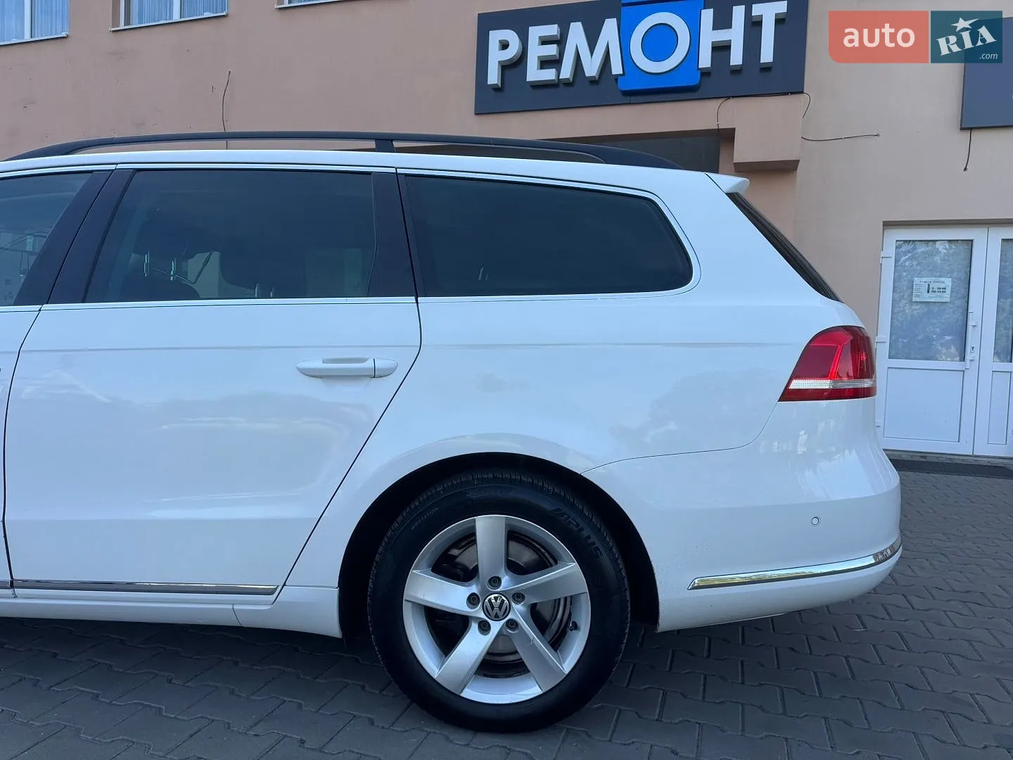 2011 Volkswagen Passat - мініатюра 17