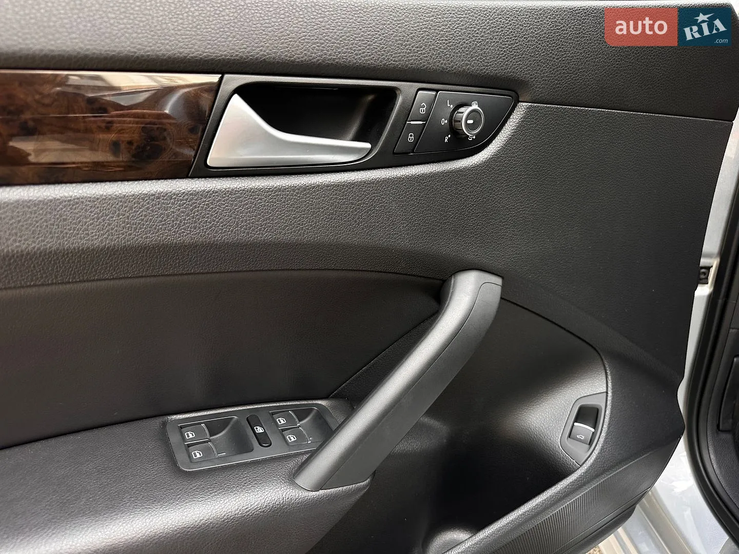 2015 Volkswagen Passat - мініатюра 12