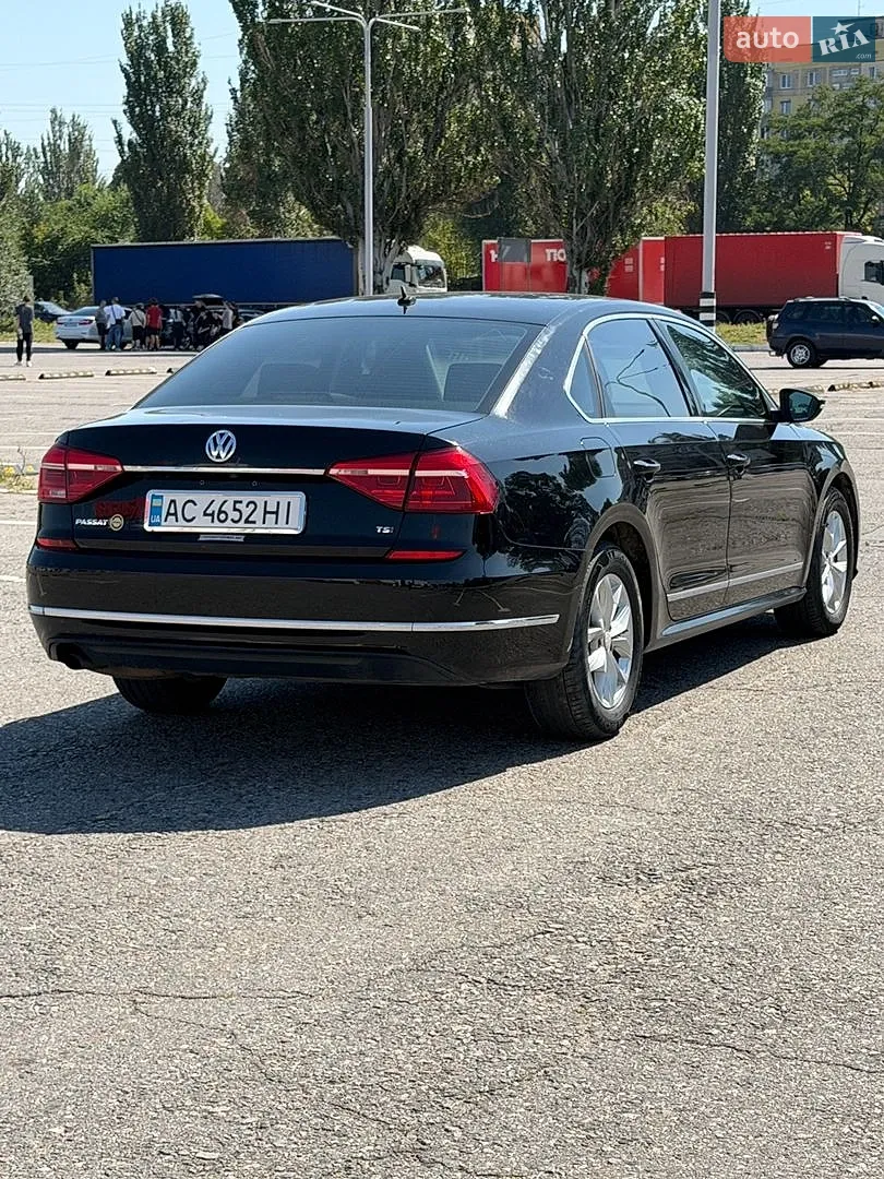 2016 Volkswagen Passat - мініатюра 9