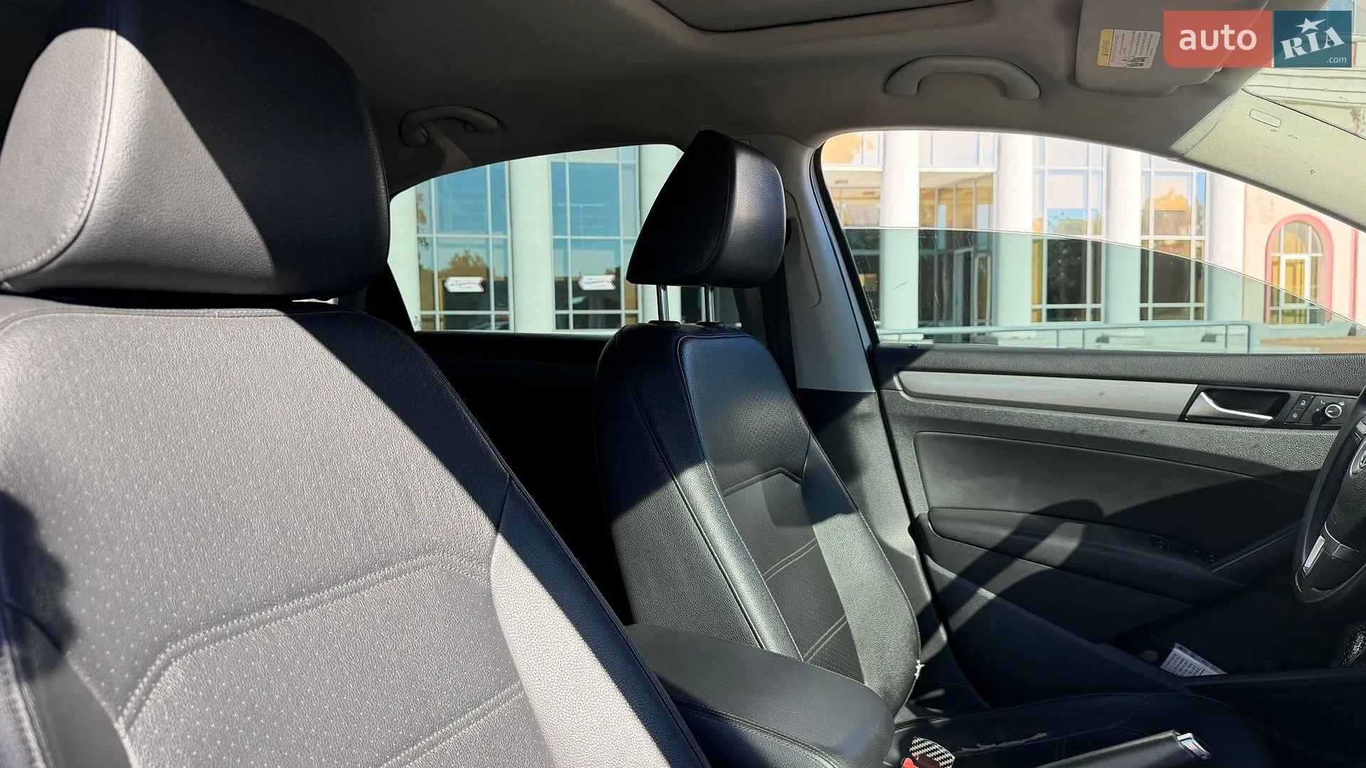 2014 Volkswagen Passat - мініатюра 17