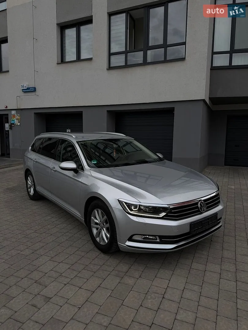 2015 Volkswagen Passat - фото 1