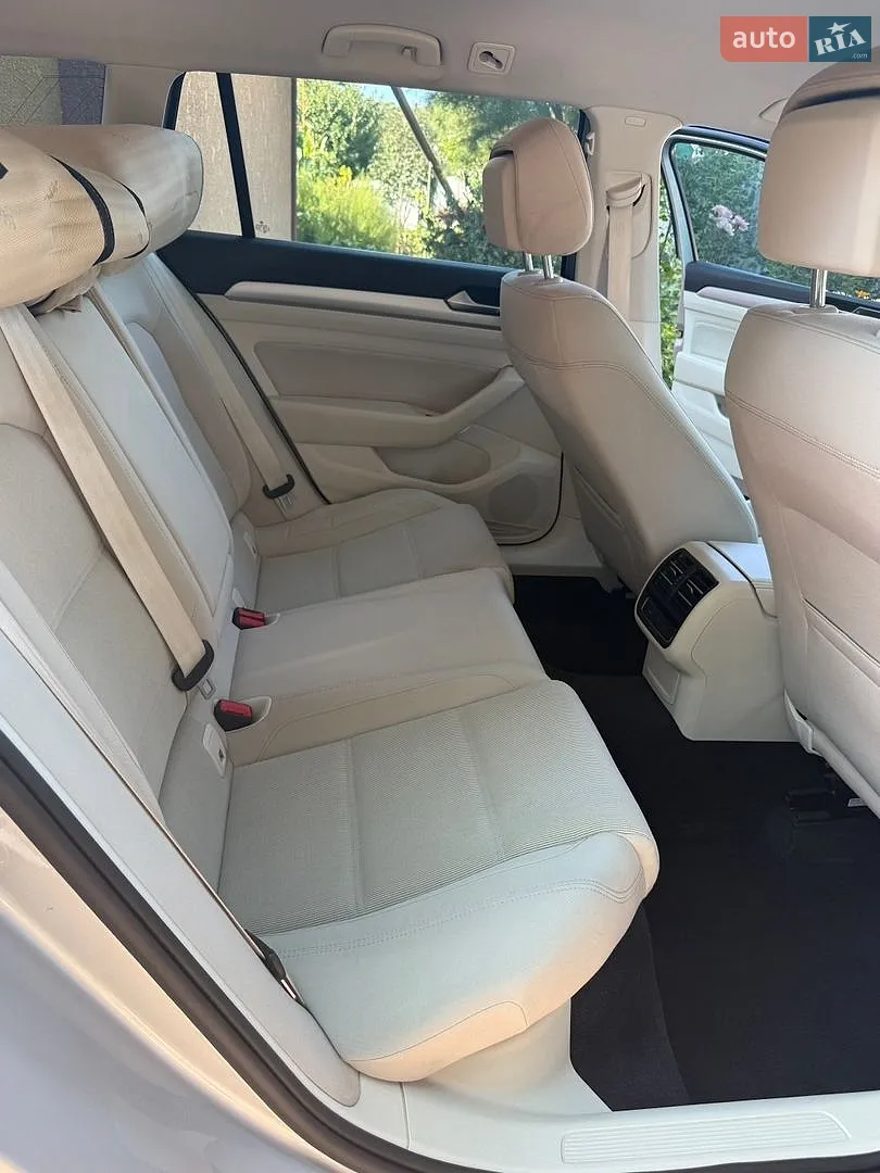 2018 Volkswagen Passat - мініатюра 42
