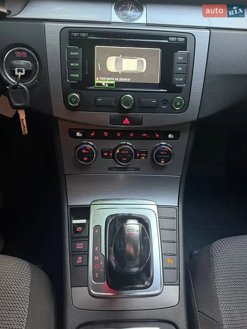2012 Volkswagen Passat - мініатюра 11