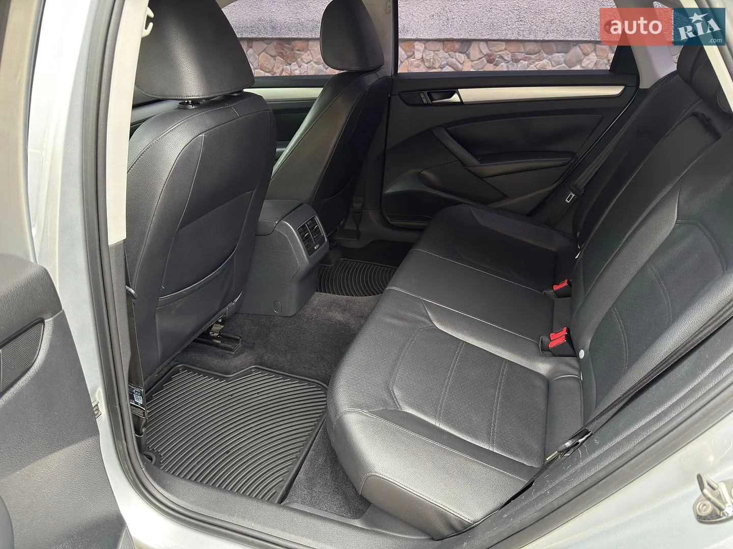 2012 Volkswagen Passat - мініатюра 13
