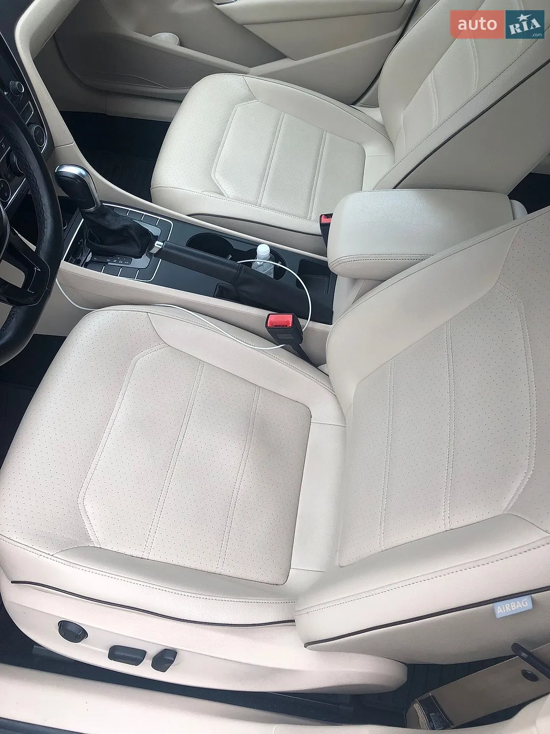 2016 Volkswagen Passat - мініатюра 14