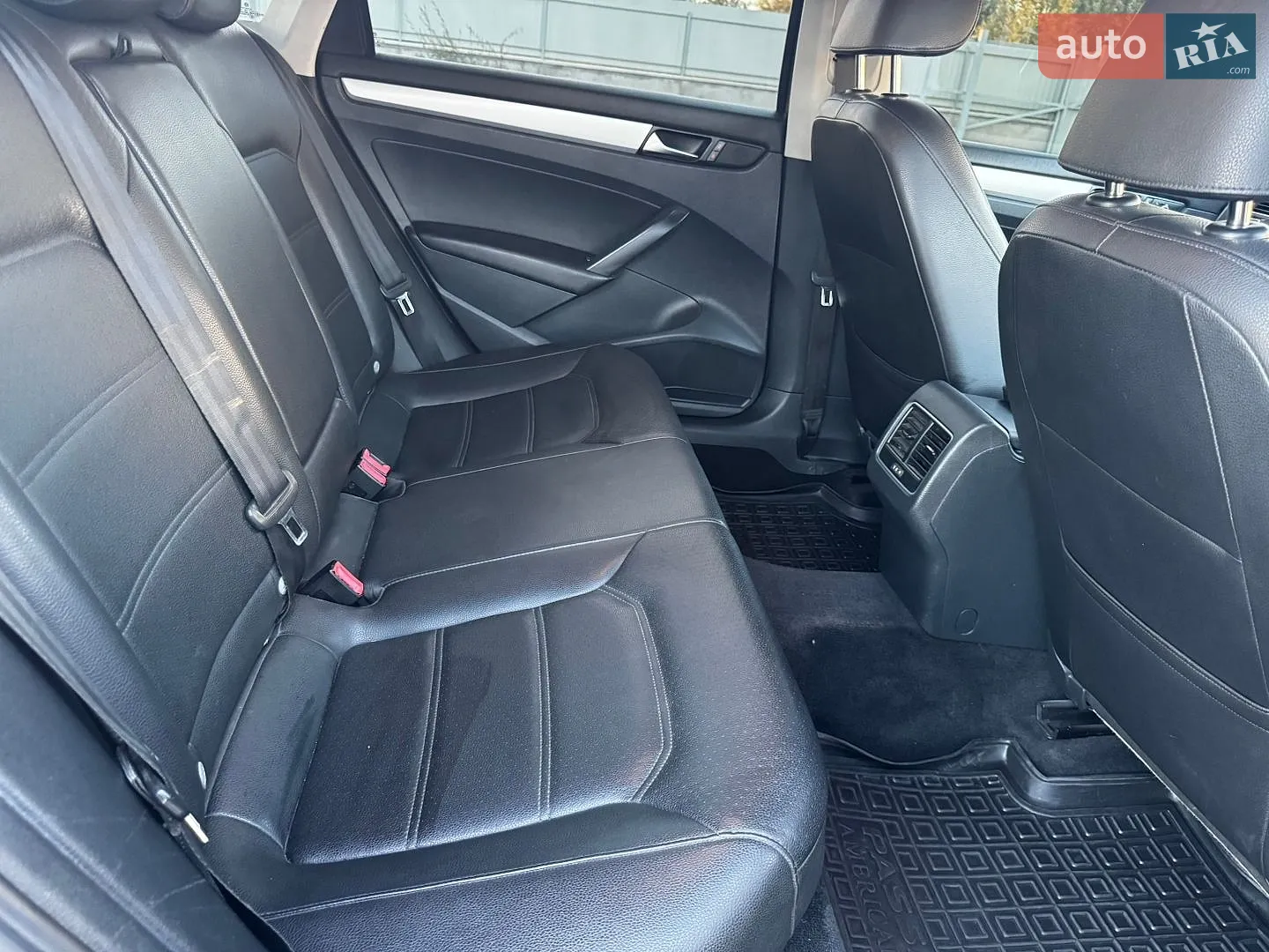 2013 Volkswagen Passat - мініатюра 39