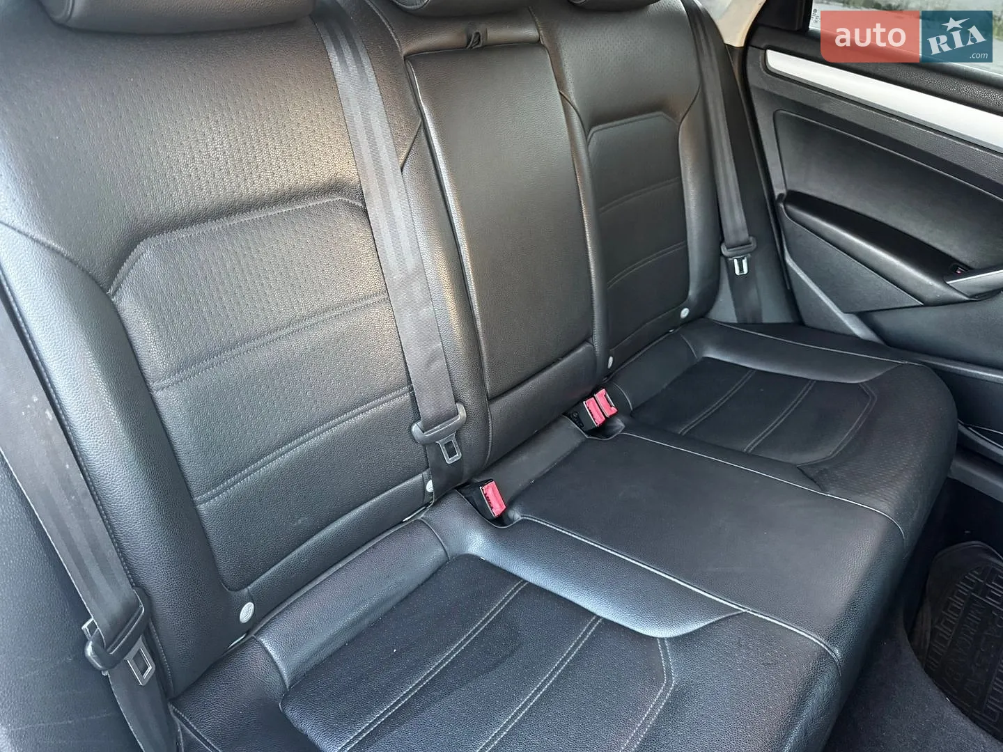 2013 Volkswagen Passat - мініатюра 40