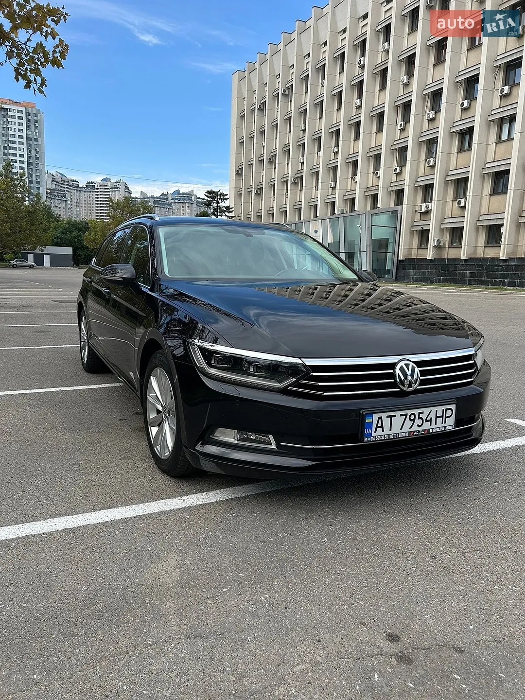 2018 Volkswagen Passat - мініатюра 2