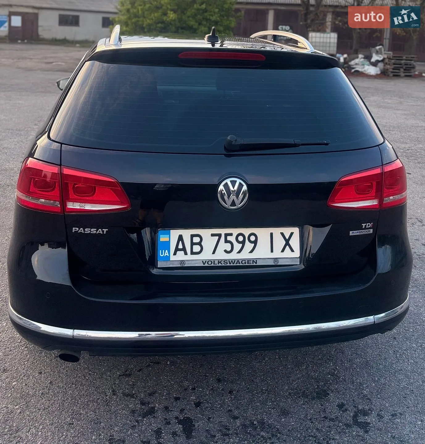 2011 Volkswagen Passat - мініатюра 4