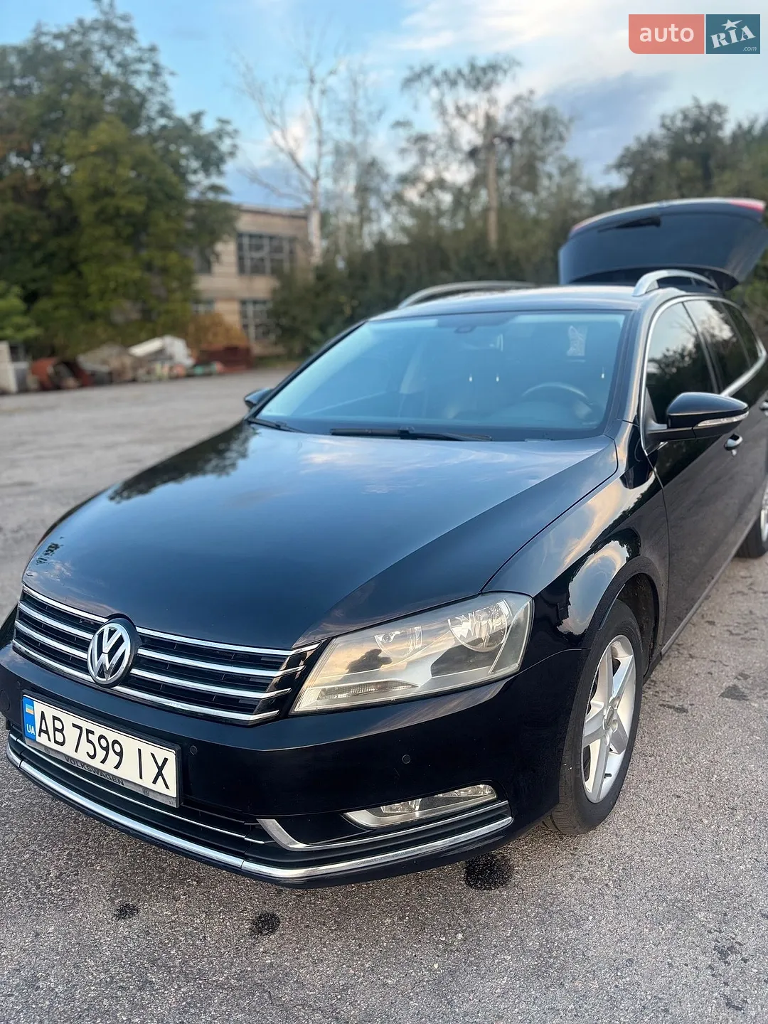 2011 Volkswagen Passat - мініатюра 9