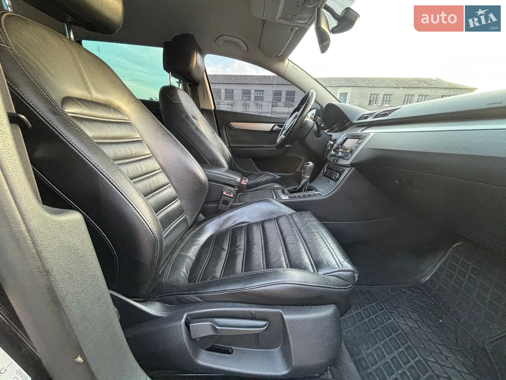 2011 Volkswagen Passat - мініатюра 20