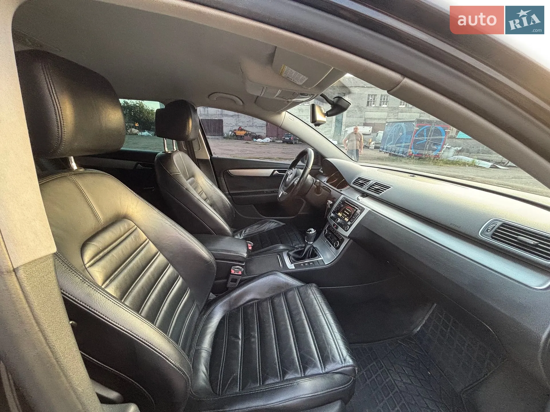 2011 Volkswagen Passat - мініатюра 15