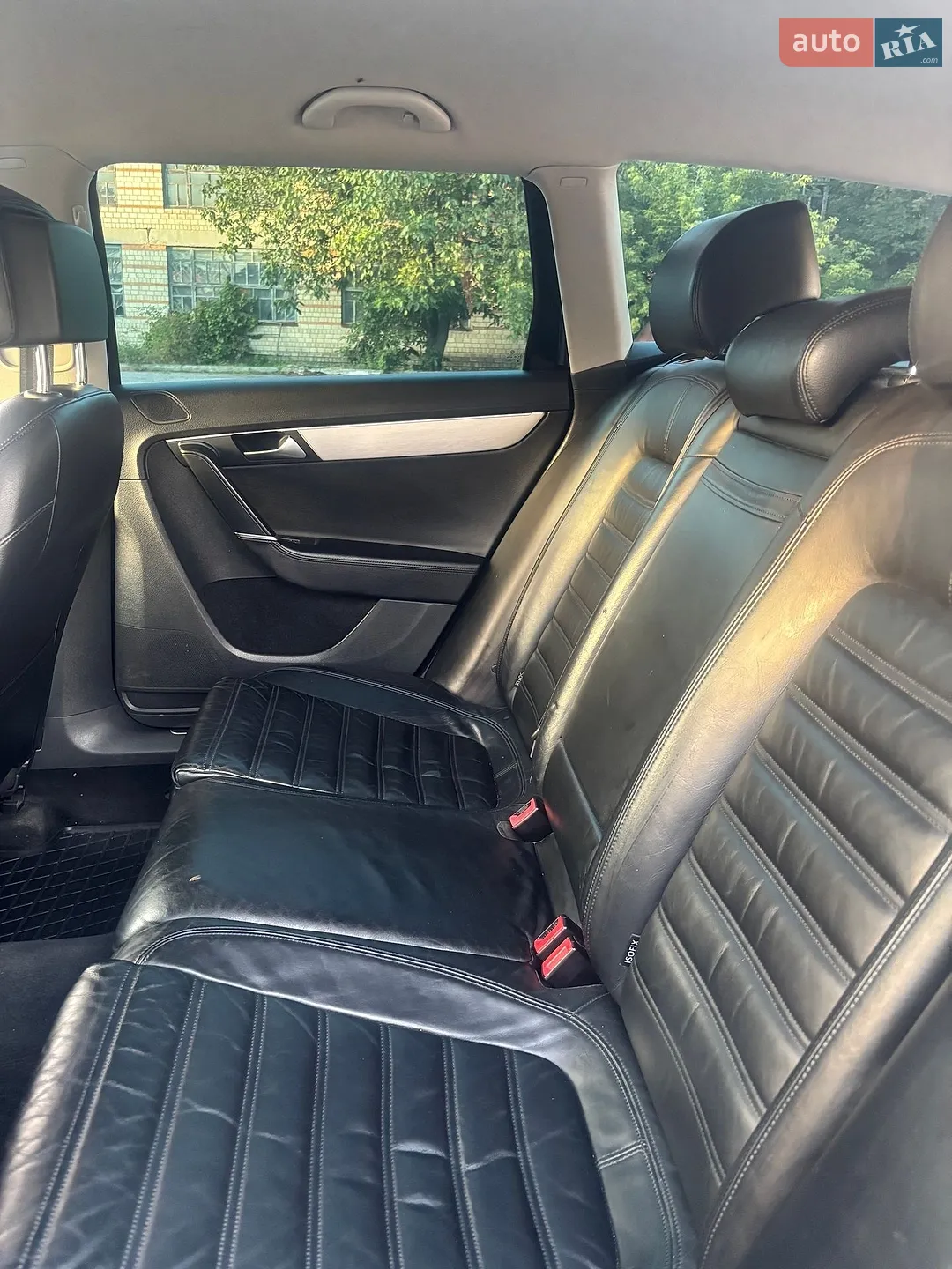 2011 Volkswagen Passat - мініатюра 24