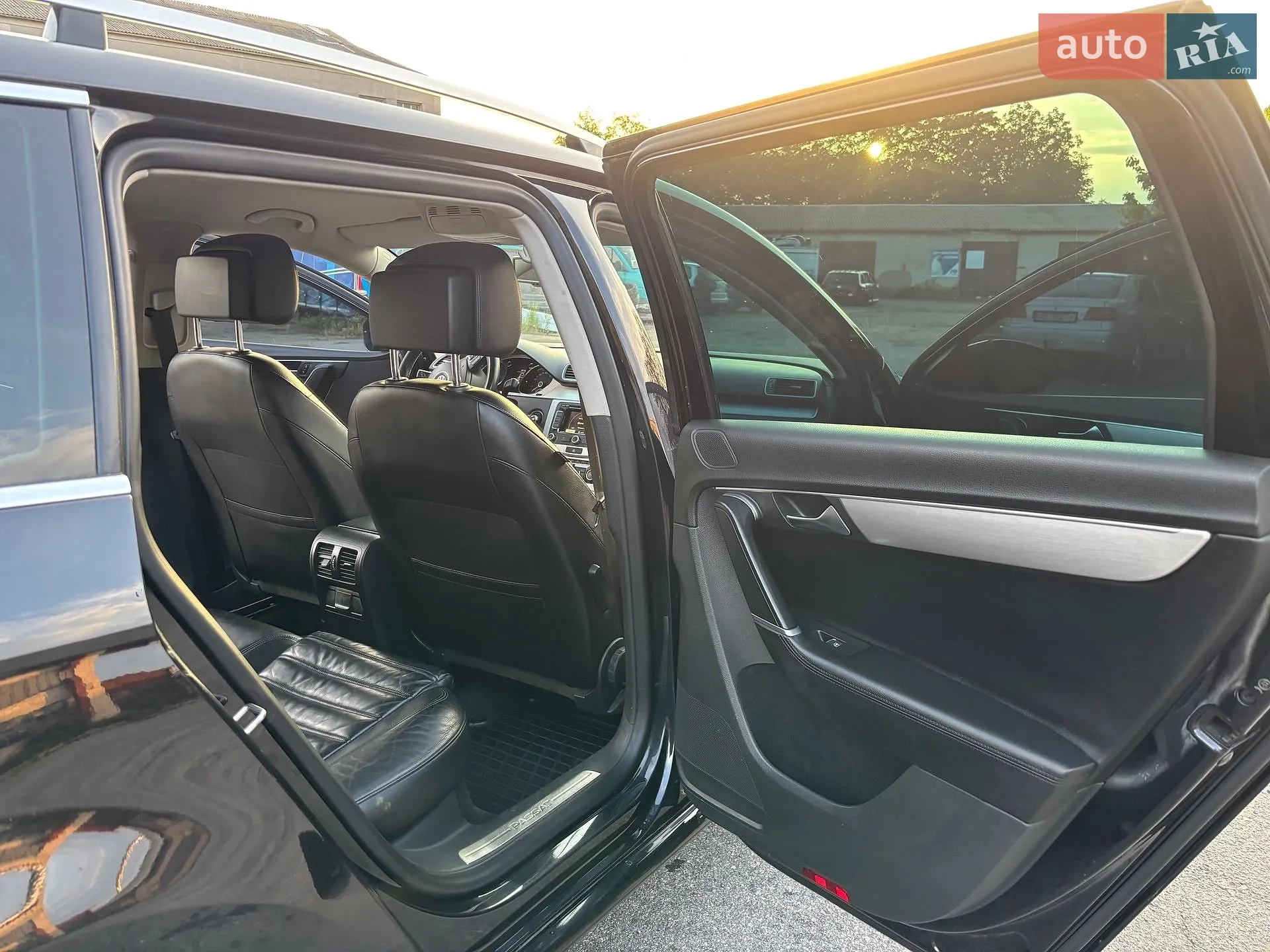 2011 Volkswagen Passat - мініатюра 25
