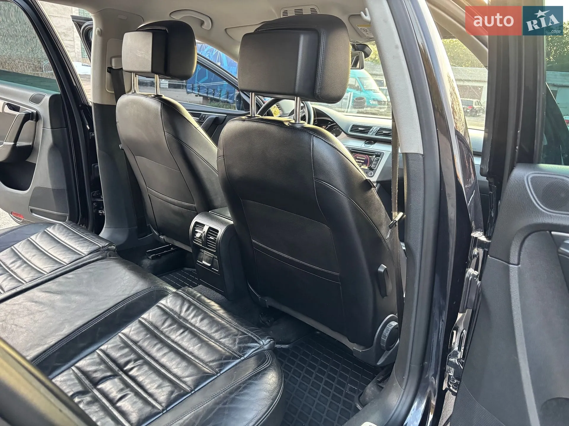 2011 Volkswagen Passat - мініатюра 26