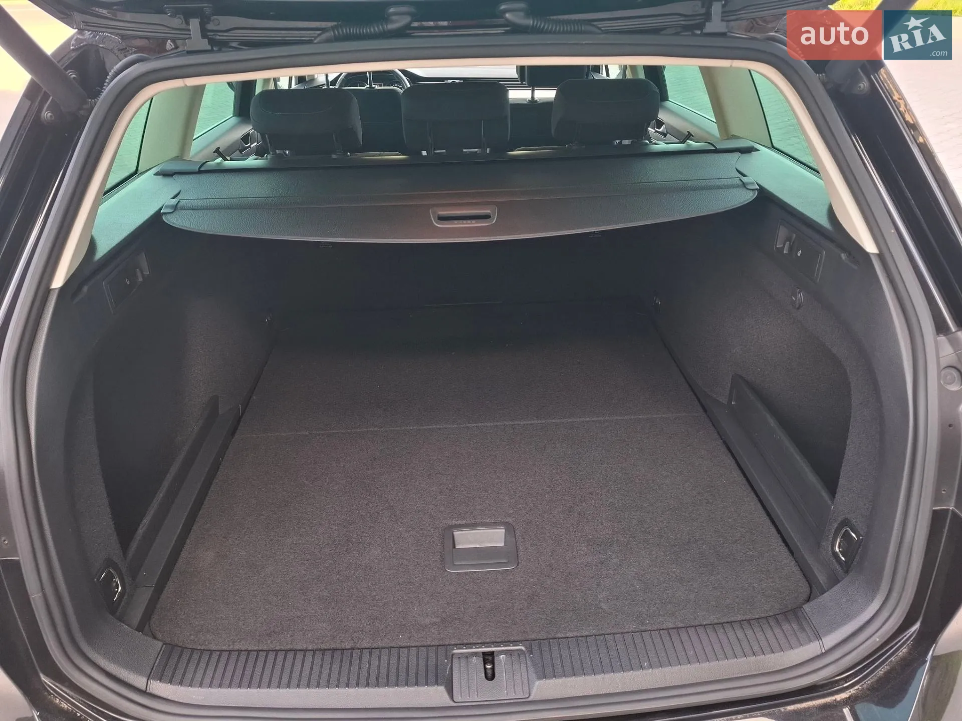 2018 Volkswagen Passat - мініатюра 21