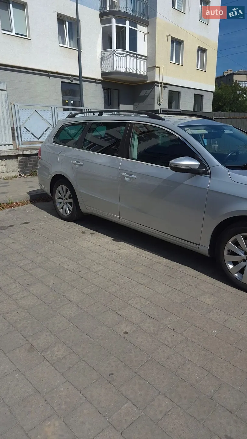 2011 Volkswagen Passat - мініатюра 10