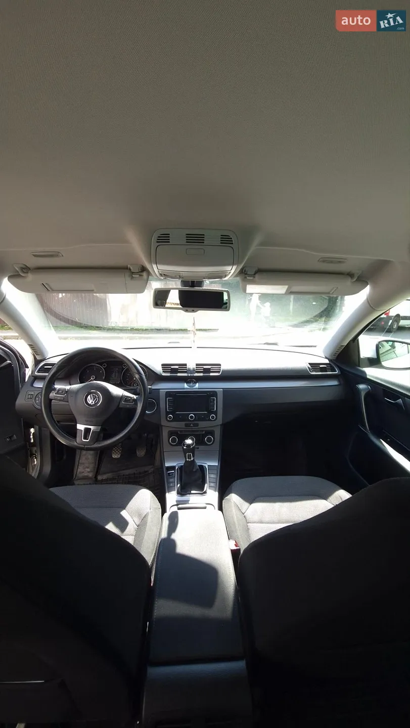 2011 Volkswagen Passat - мініатюра 3