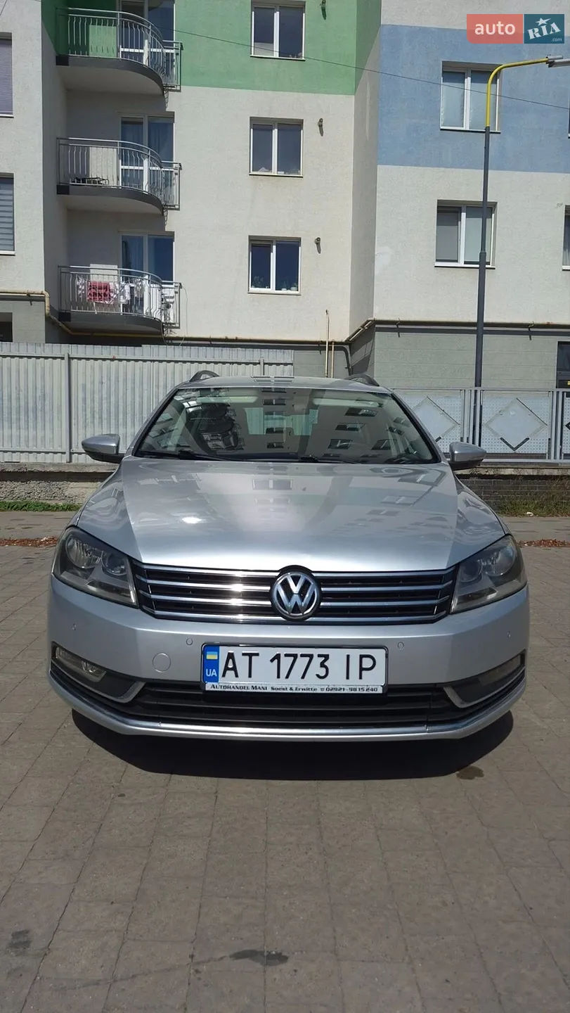 2011 Volkswagen Passat - фото 1