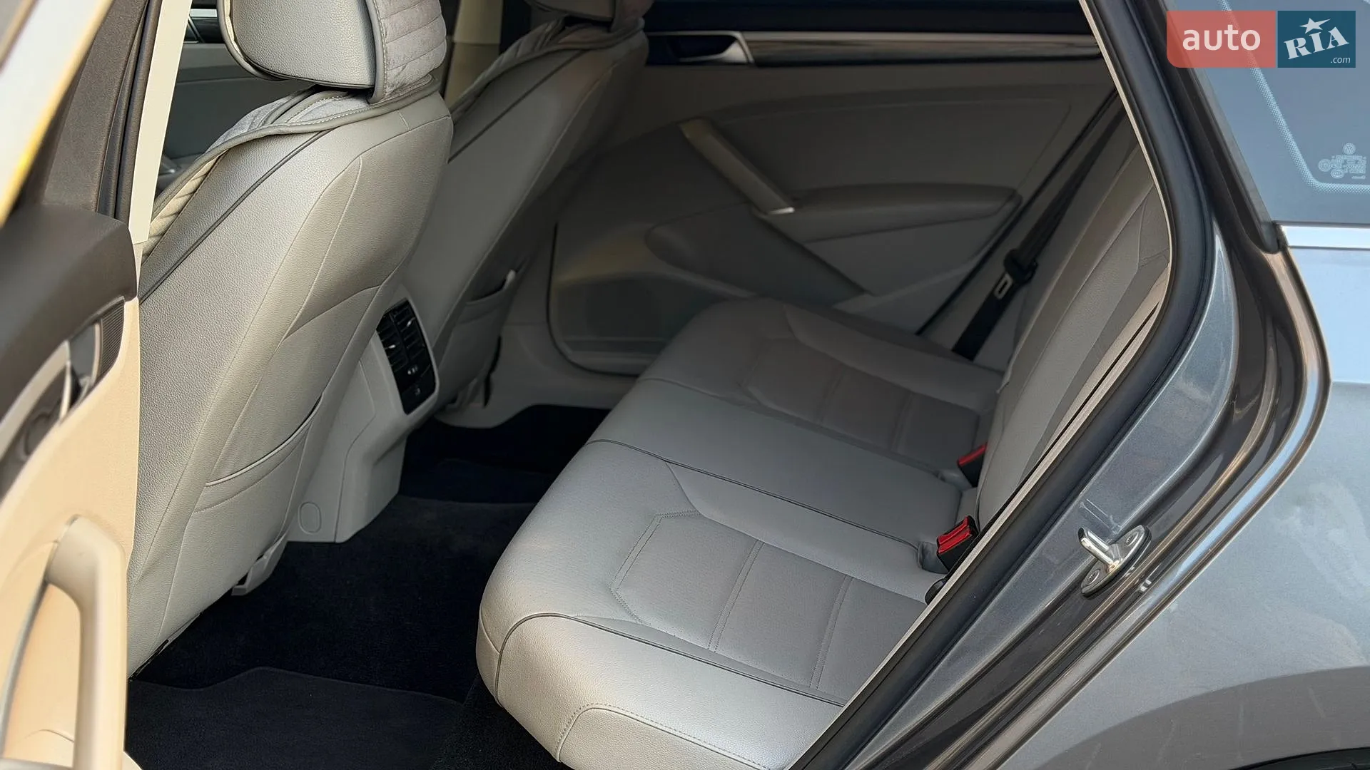 2018 Volkswagen Passat - мініатюра 36