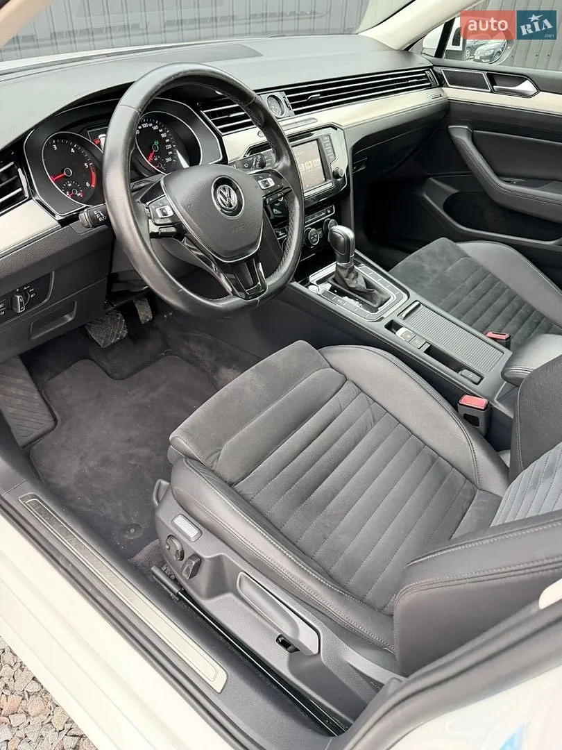 2015 Volkswagen Passat - мініатюра 26