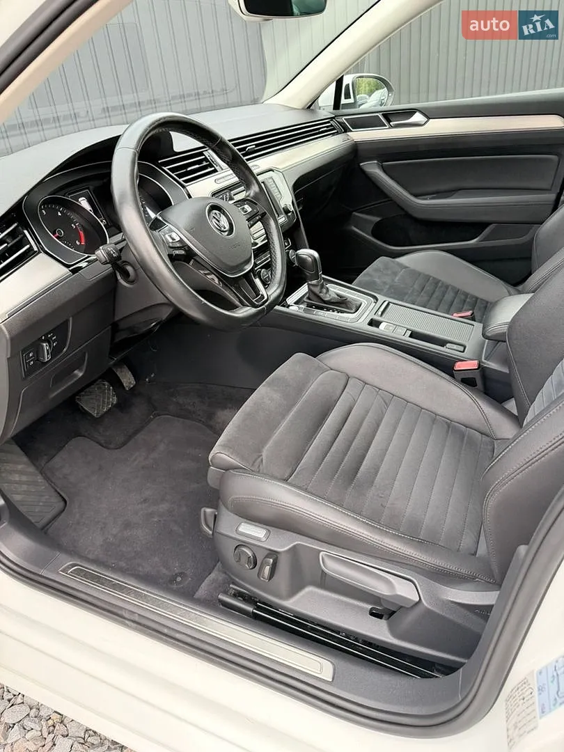 2015 Volkswagen Passat - мініатюра 27