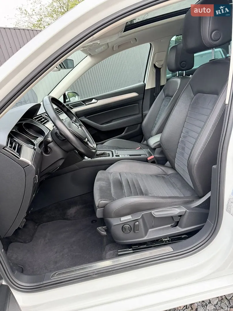 2015 Volkswagen Passat - мініатюра 28
