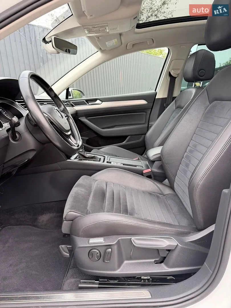 2015 Volkswagen Passat - мініатюра 32