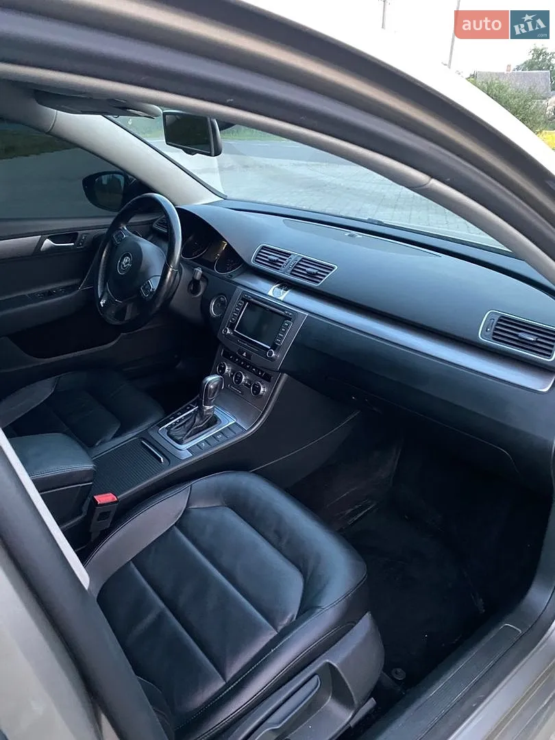 2014 Volkswagen Passat - мініатюра 16