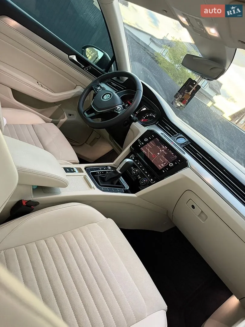 2017 Volkswagen Passat - мініатюра 52