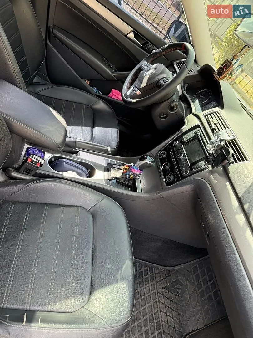 2015 Volkswagen Passat - мініатюра 8