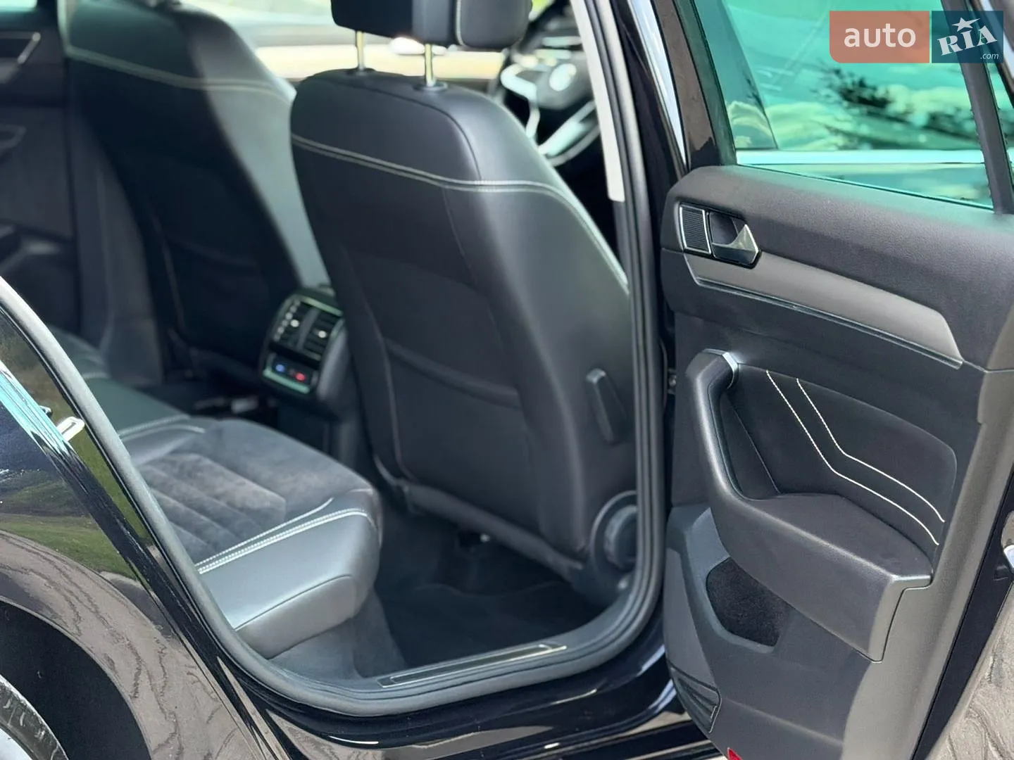 2019 Volkswagen Passat - мініатюра 28