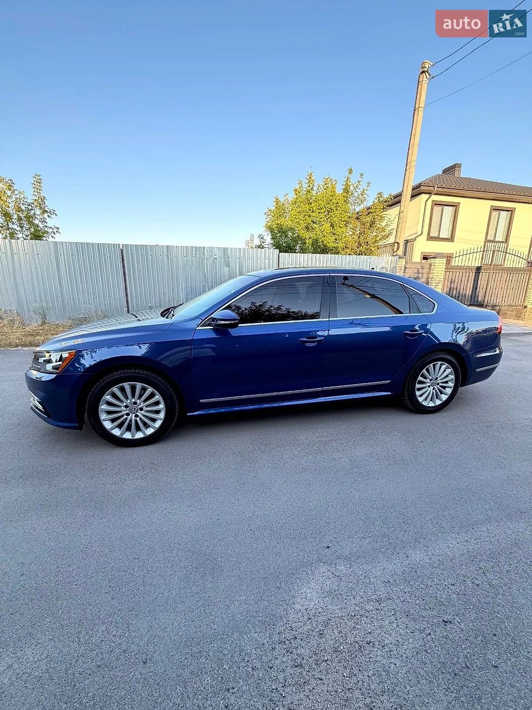 2017 Volkswagen Passat - фото 1