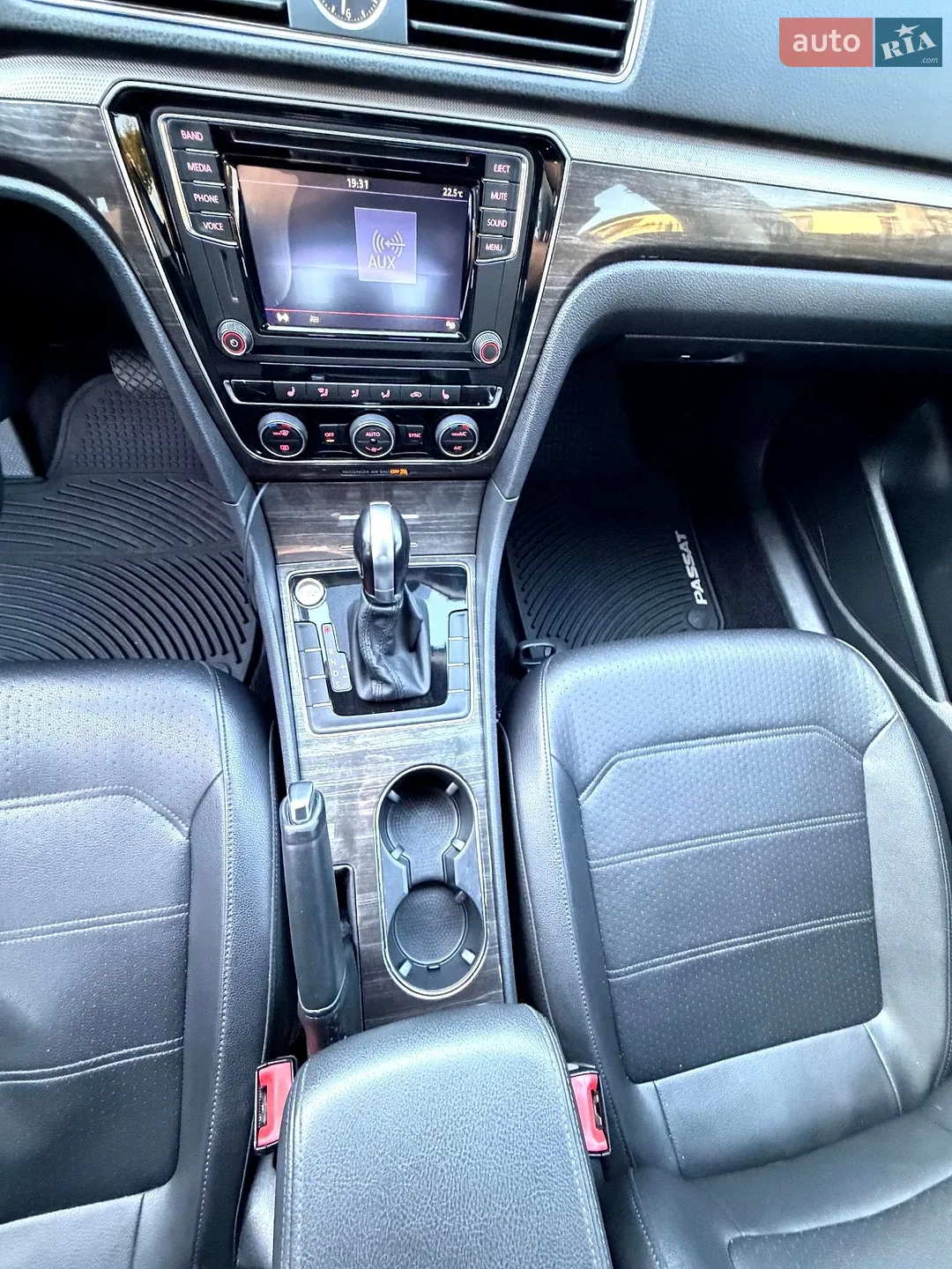 2017 Volkswagen Passat - мініатюра 36