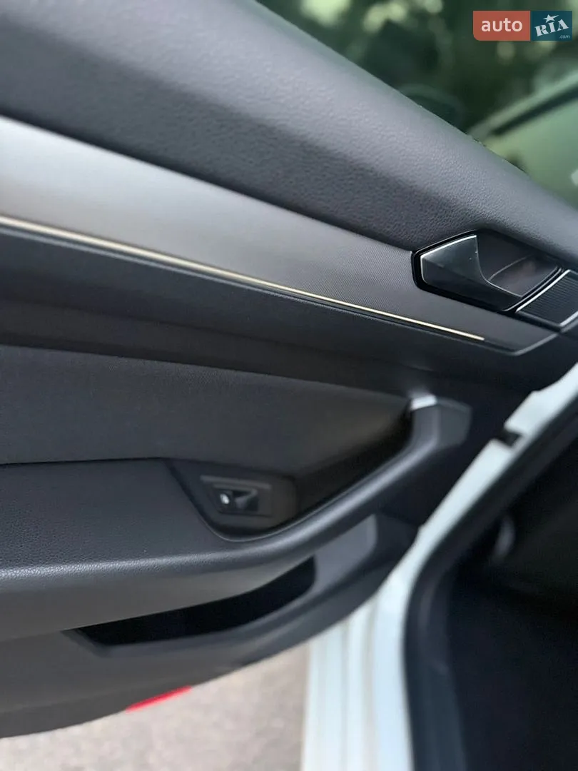 2015 Volkswagen Passat - мініатюра 19