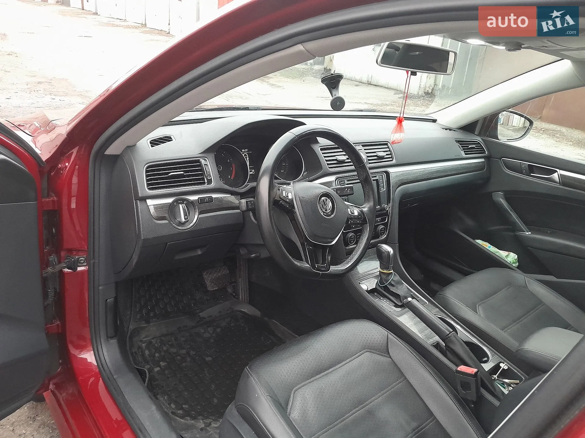2016 Volkswagen Passat - мініатюра 13