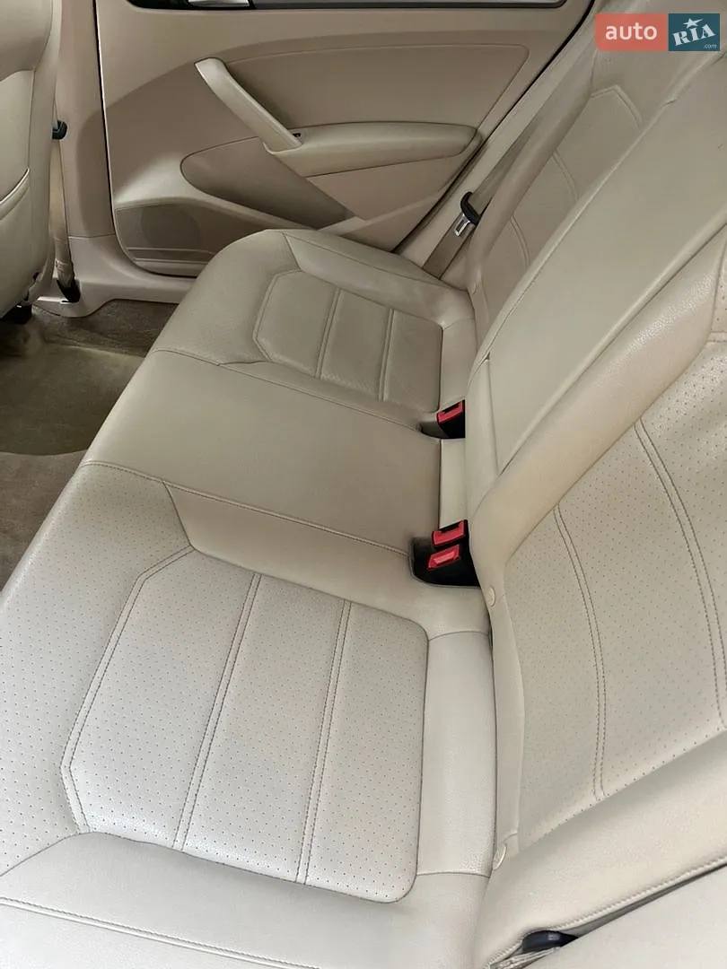 2014 Volkswagen Passat - мініатюра 12