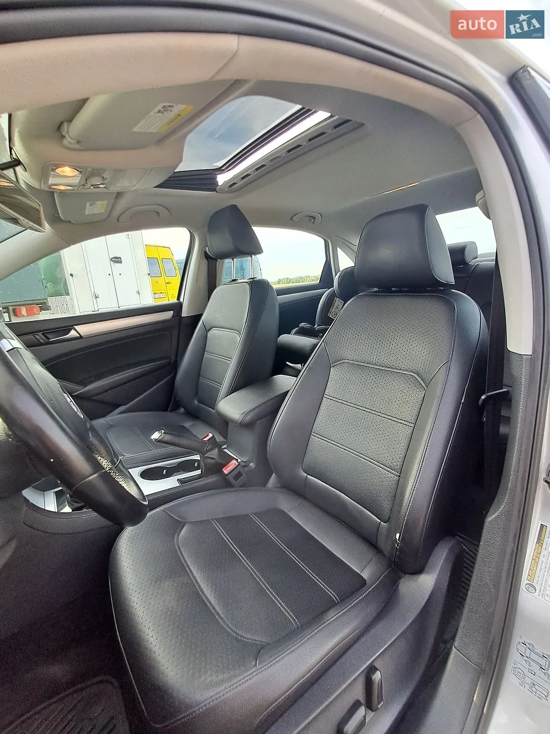 2012 Volkswagen Passat - мініатюра 24