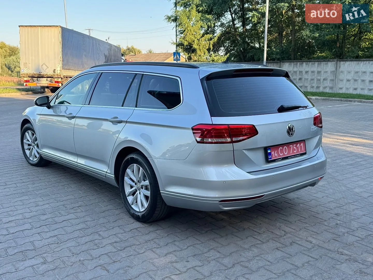 2016 Volkswagen Passat - мініатюра 8