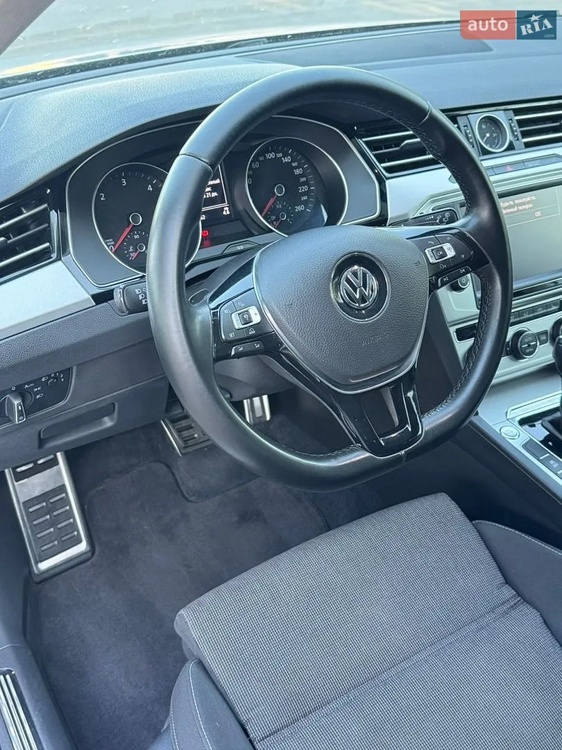 2016 Volkswagen Passat - мініатюра 19