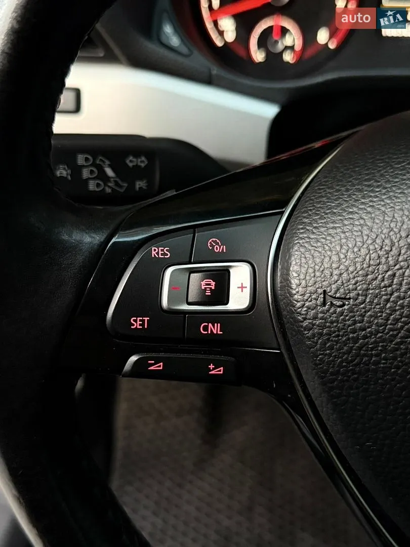 2020 Volkswagen Passat - мініатюра 26