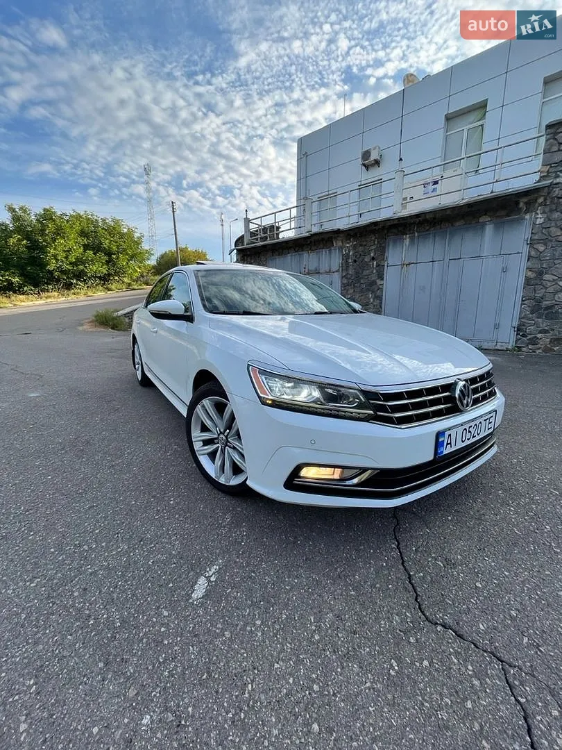 2017 Volkswagen Passat - мініатюра 3