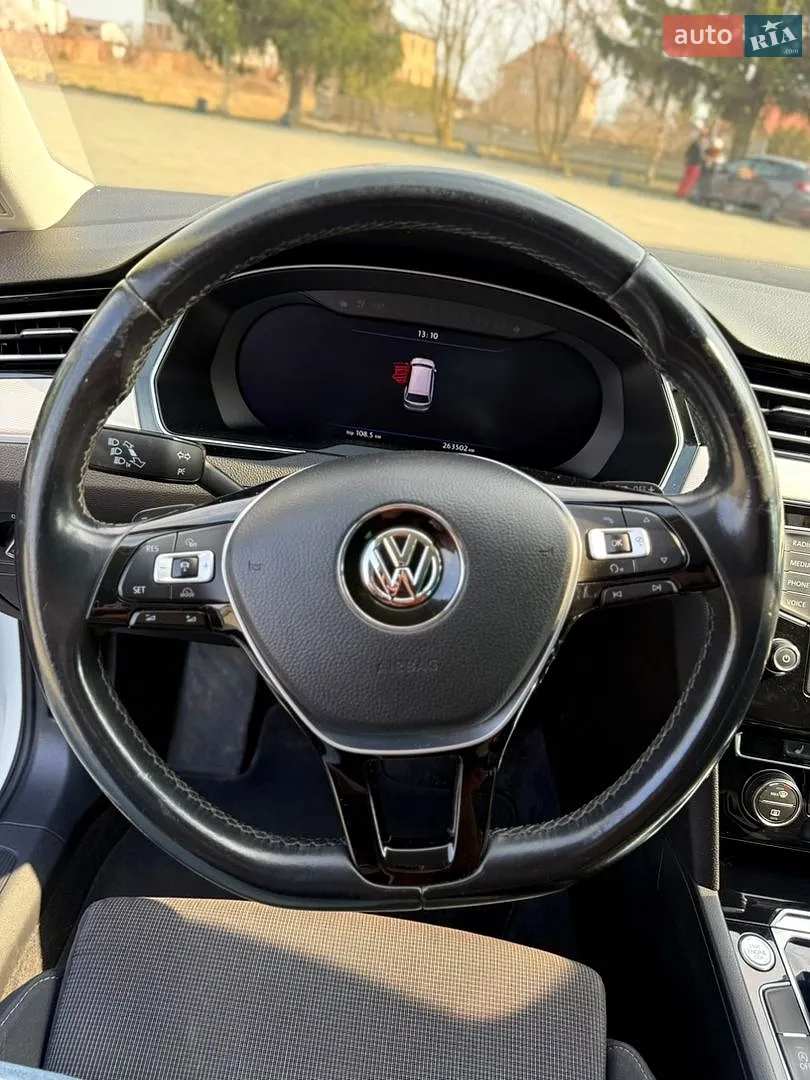 2017 Volkswagen Passat - мініатюра 25