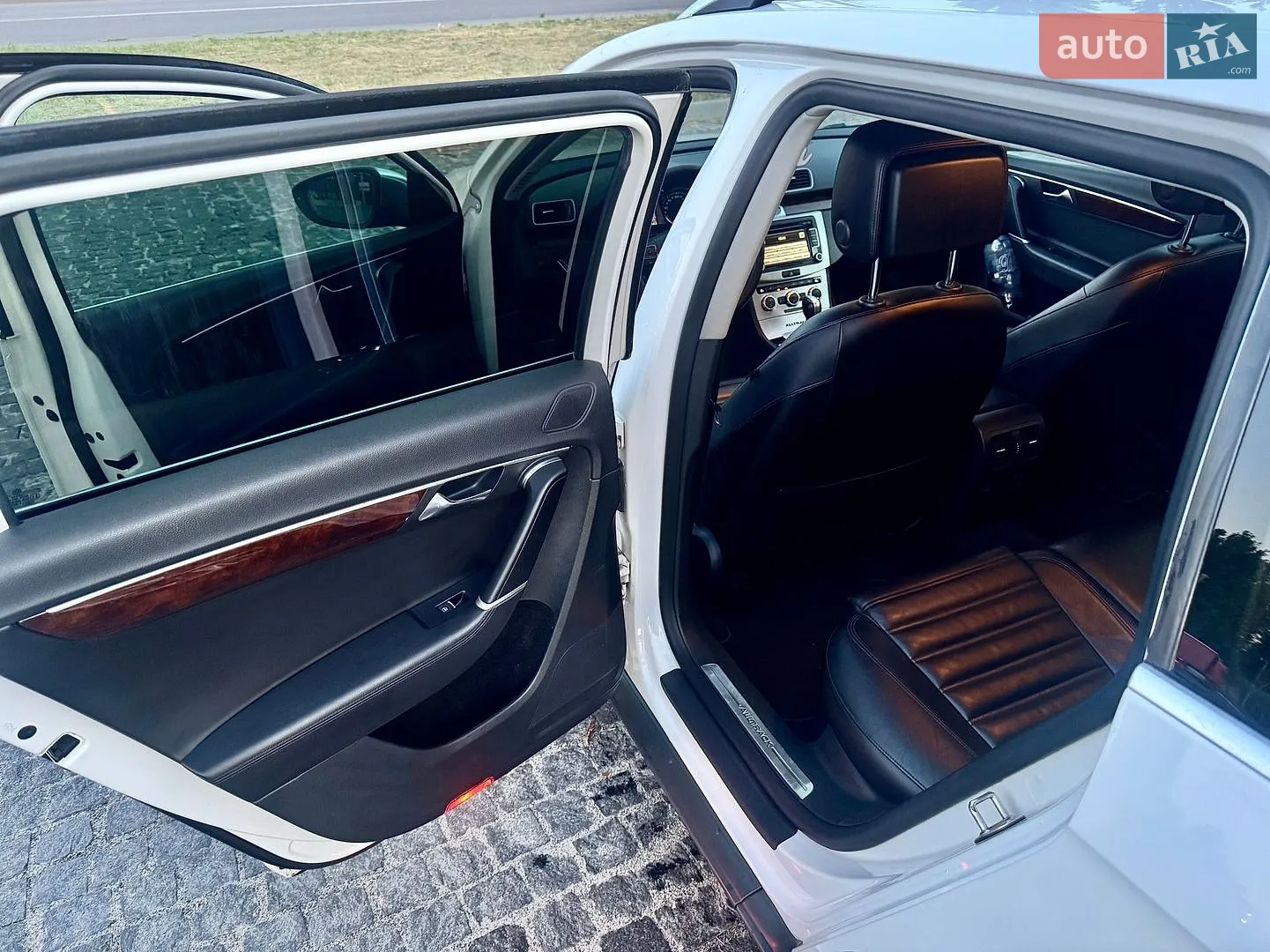 2014 Volkswagen Passat - мініатюра 12