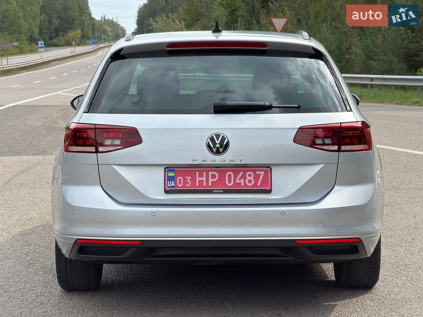 2021 Volkswagen Passat - мініатюра 11