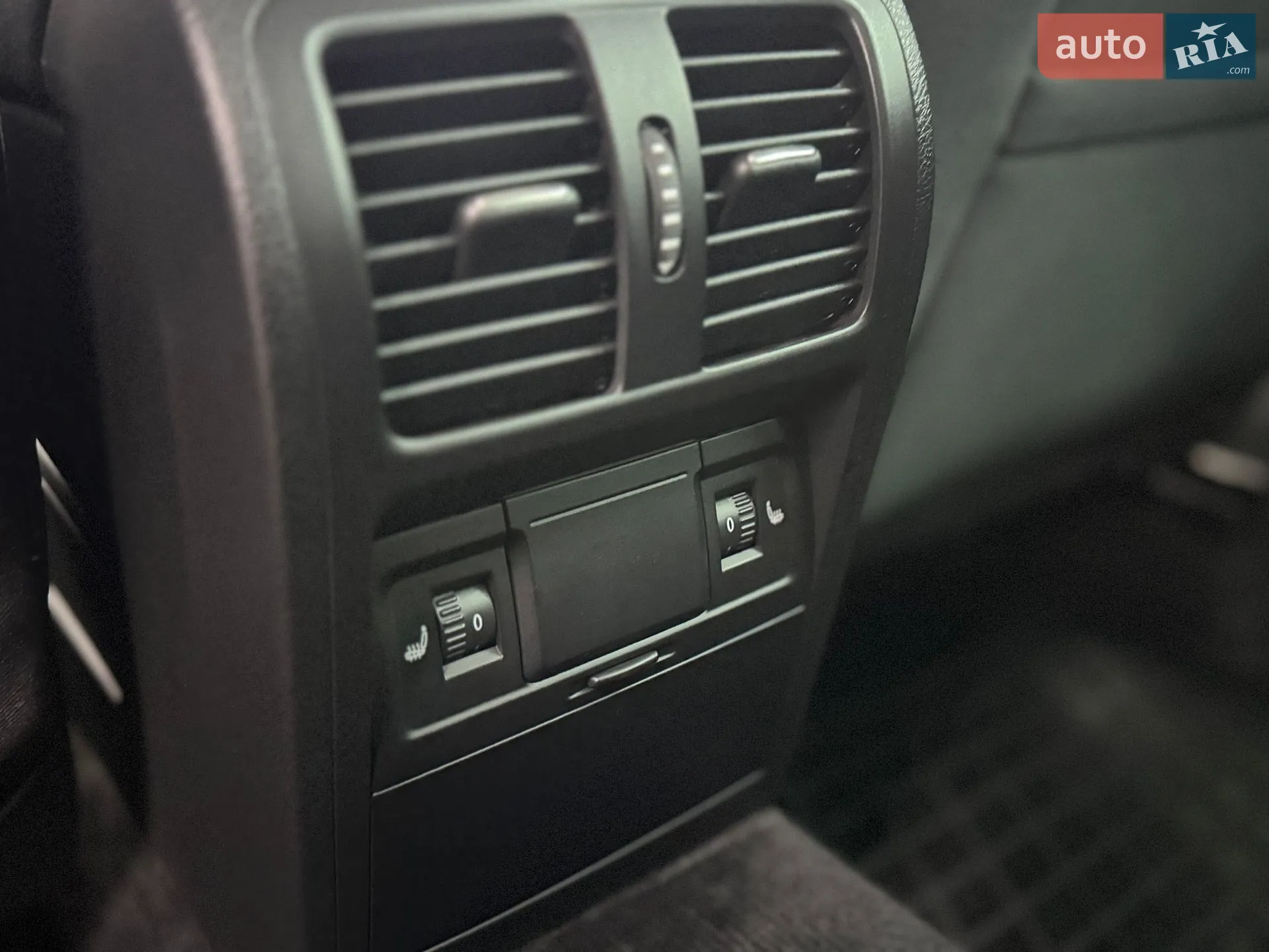 2013 Volkswagen Passat - мініатюра 16