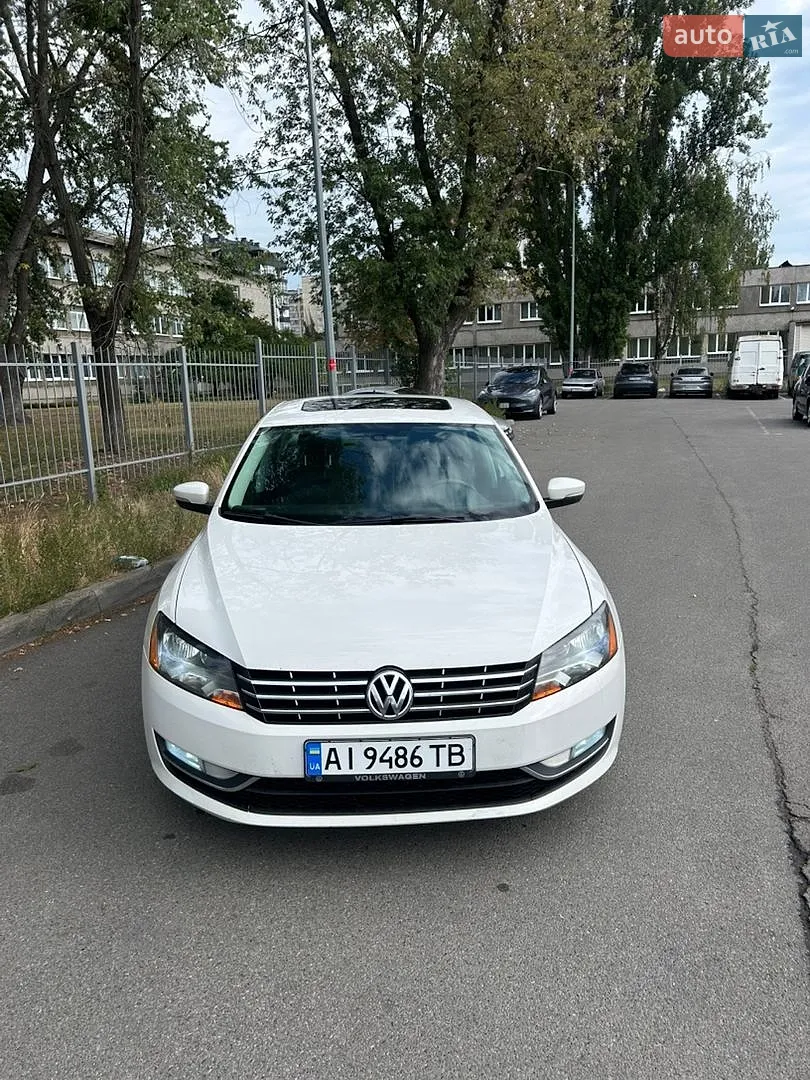 2013 Volkswagen Passat - мініатюра 2