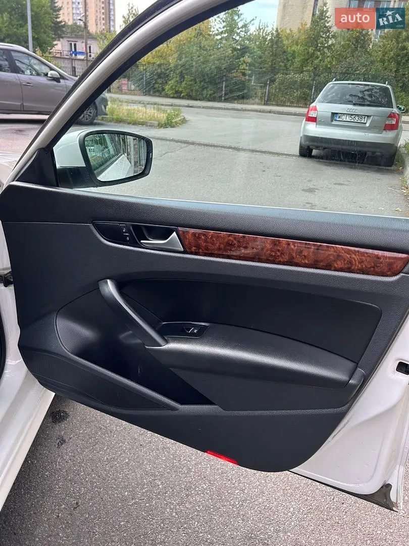 2013 Volkswagen Passat - мініатюра 17