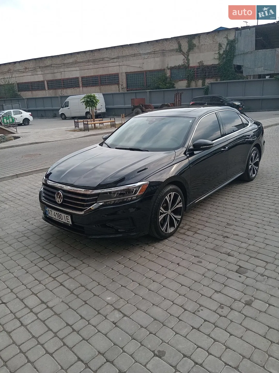 2021 Volkswagen Passat - фото 1