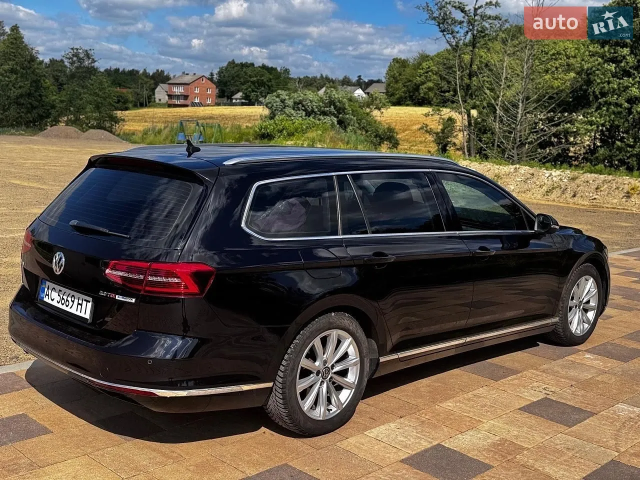 2015 Volkswagen Passat - мініатюра 9